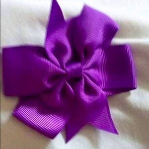 Hair accessory for girls.